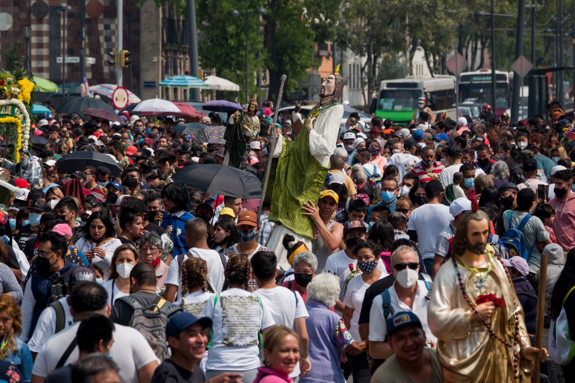 Festejo a San Judas Tadeo, la mayor concentración en CDMX desde el inicio de la pandemia