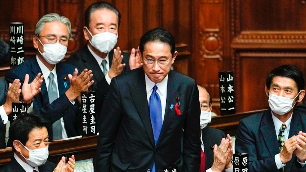 Fumio Kishida, investido primer ministro de Japón