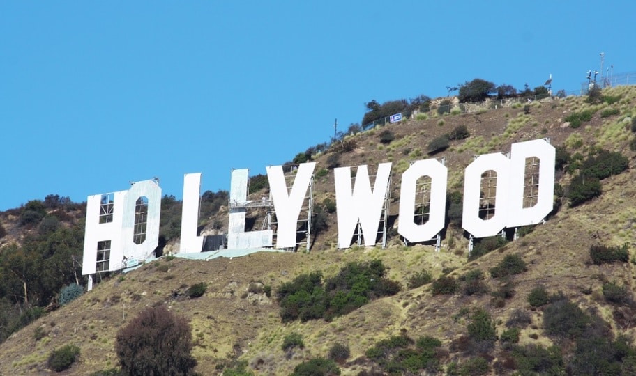 Hollywood sube 62% sueldos de algunos empleados