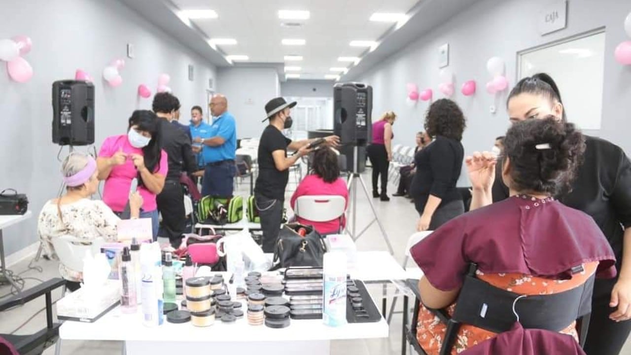 Maquillaje con causa, iniciativa para mujeres con cáncer de mama en Ciudad Juárez