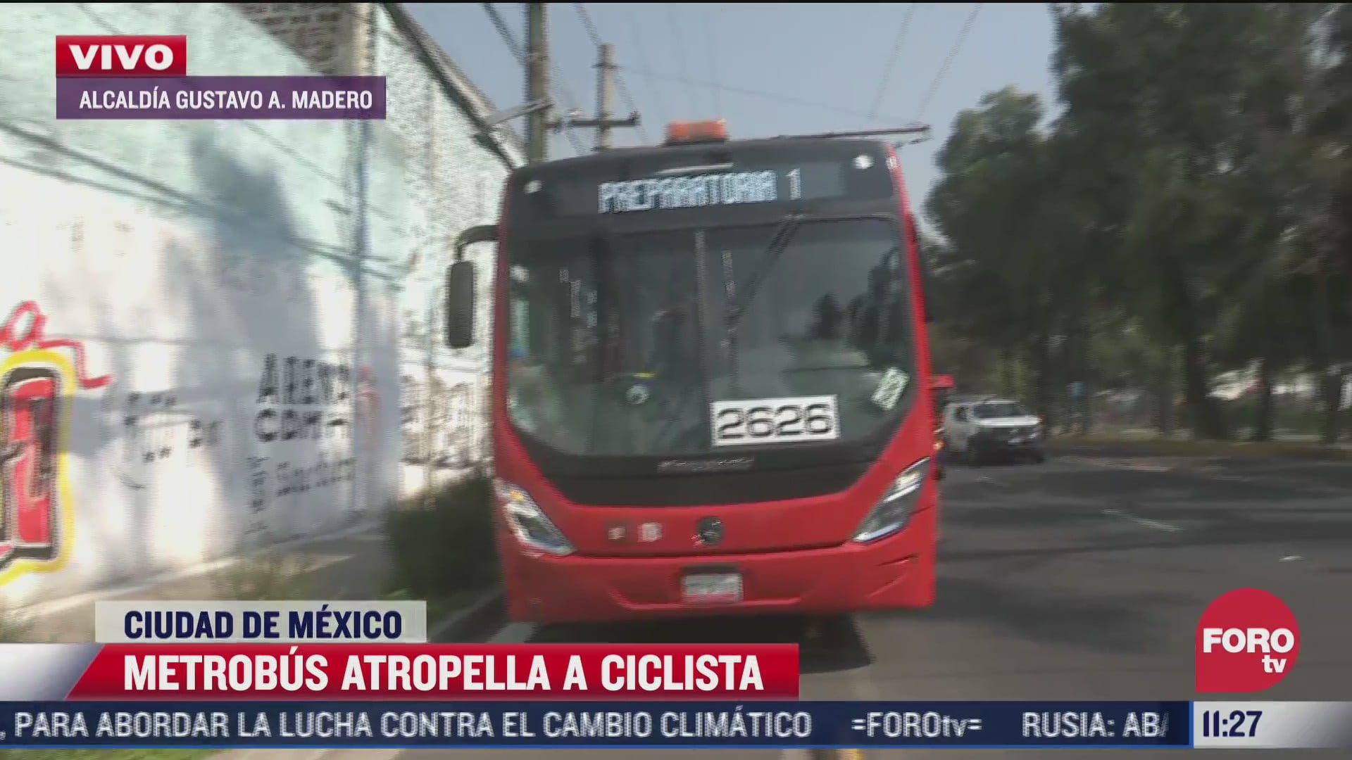 metrobus atropella a ciclista en avenida eduardo molina cdmx