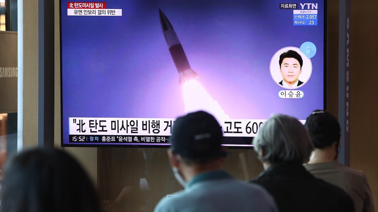 Lanzamiento de misil balístico de Corea del Norte (Getty Images)