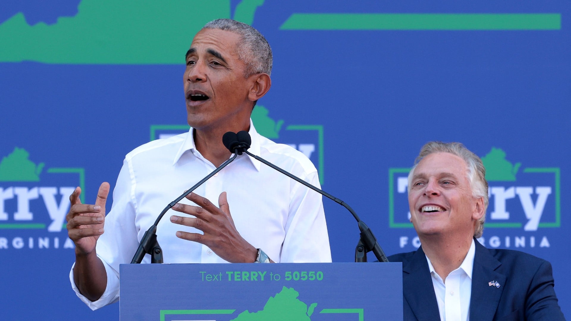 Obama realiza campaña para una elección clave en Virginia