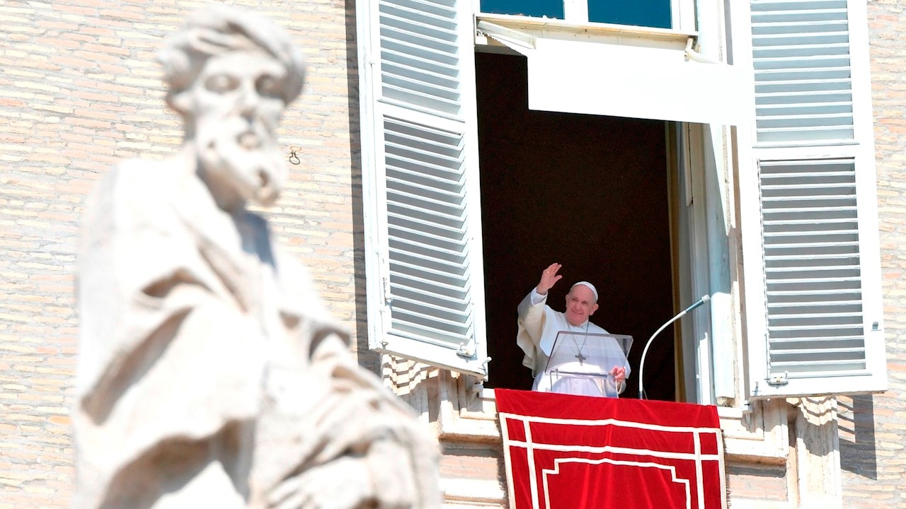 El papa Francisco en la plaza de San Pedro del Vaticano