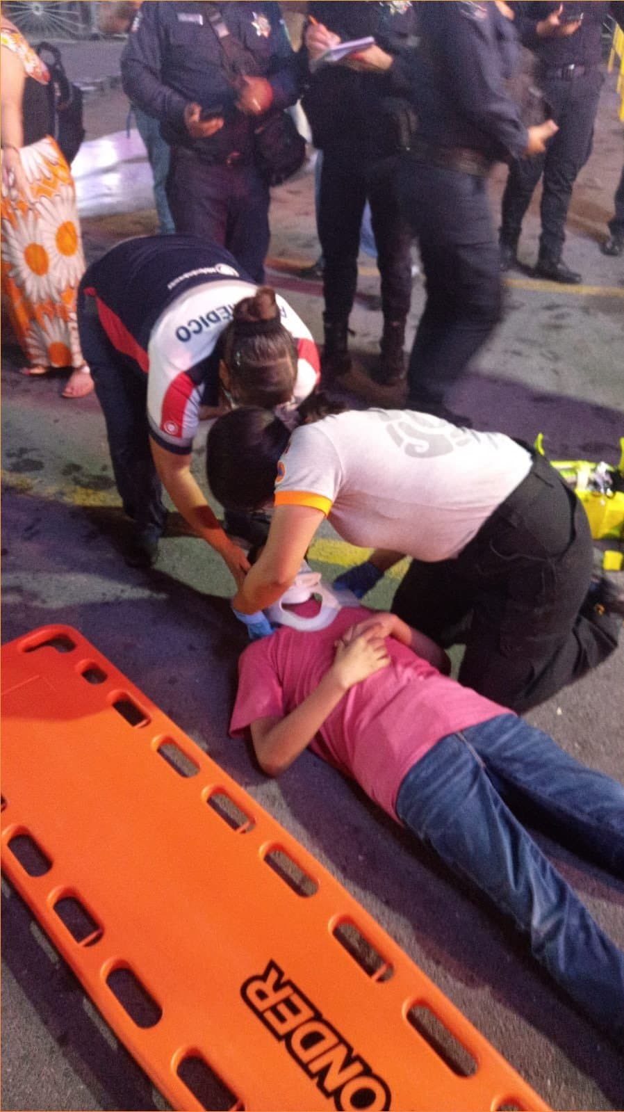 Reportan al menos 10 lesionados por caída de canastilla de juego mecánico en Expo Feria Guadalupe