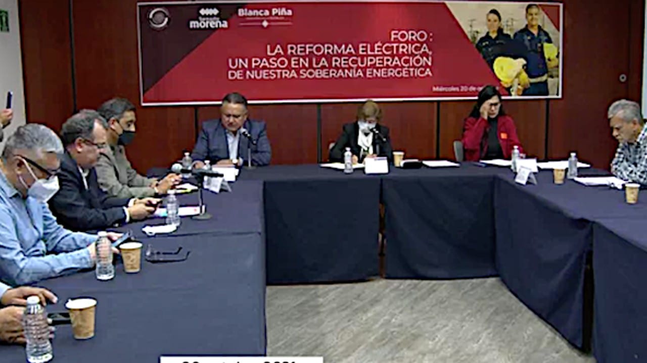 Senadores de Morena defienden Reforma Eléctrica de AMLO.