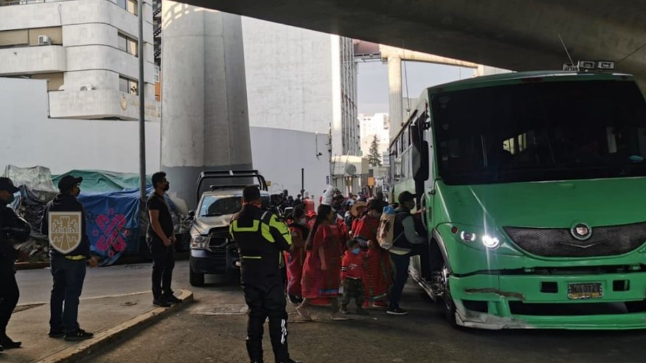 Se retiran manifestantes de Anillo Periférico a la altura de Luis Cabrera al Sur (Twitter: @OVIALCDMX)