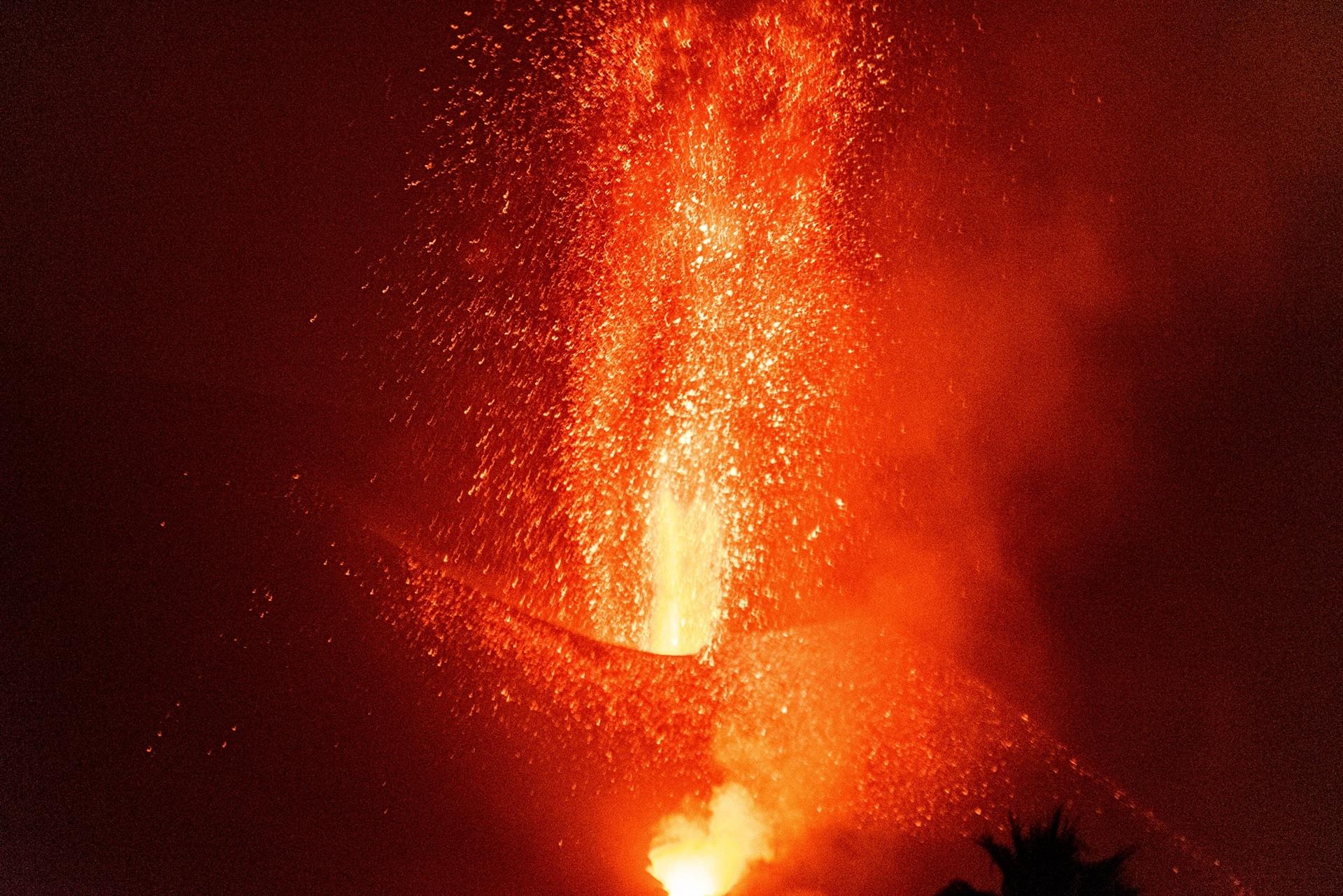 No vislumbran el final de la erupción de volcán en La Palma