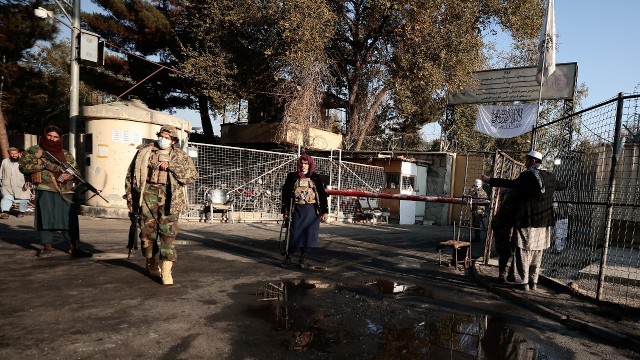 Alto comandante talibán entre los muertos en ataque al hospital de Kabul