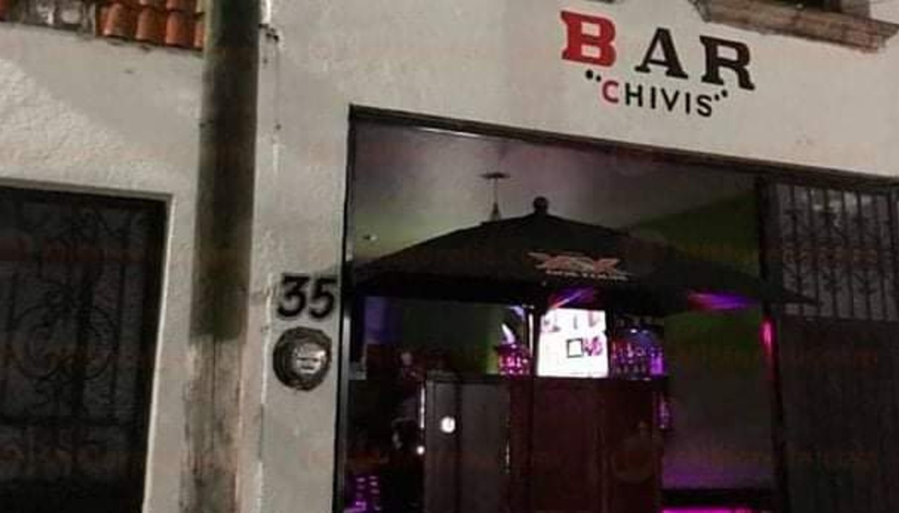 Ataque en bar de Cuitzeo, Michoacán, deja dos muertos y seis heridos.