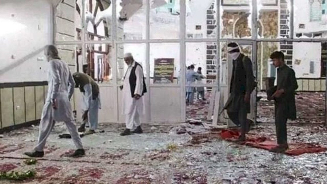 Explosión de bomba en mezquita de Afganistán deja varias víctimas