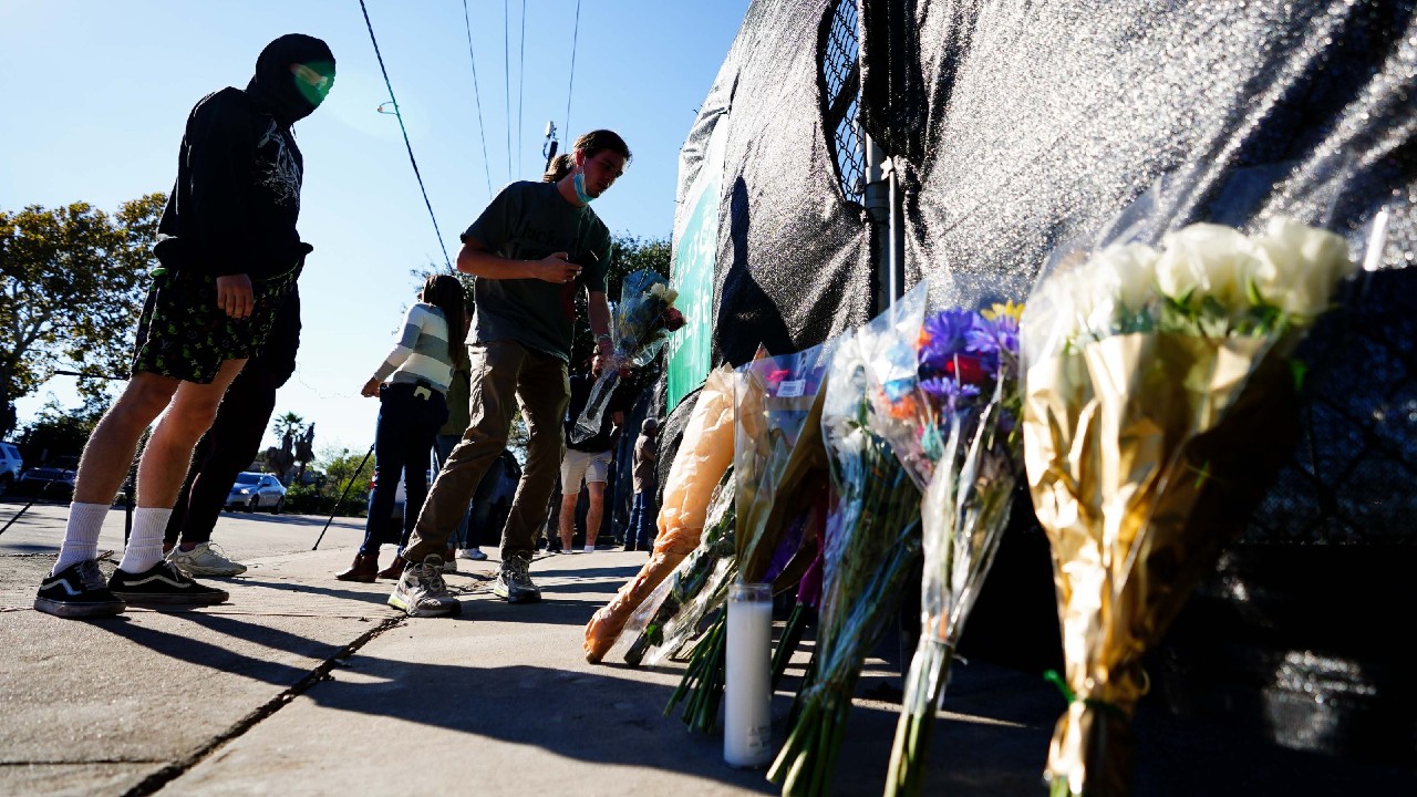 Aumentan a nueve los muertos tras tragedia en concierto de Travis Scott