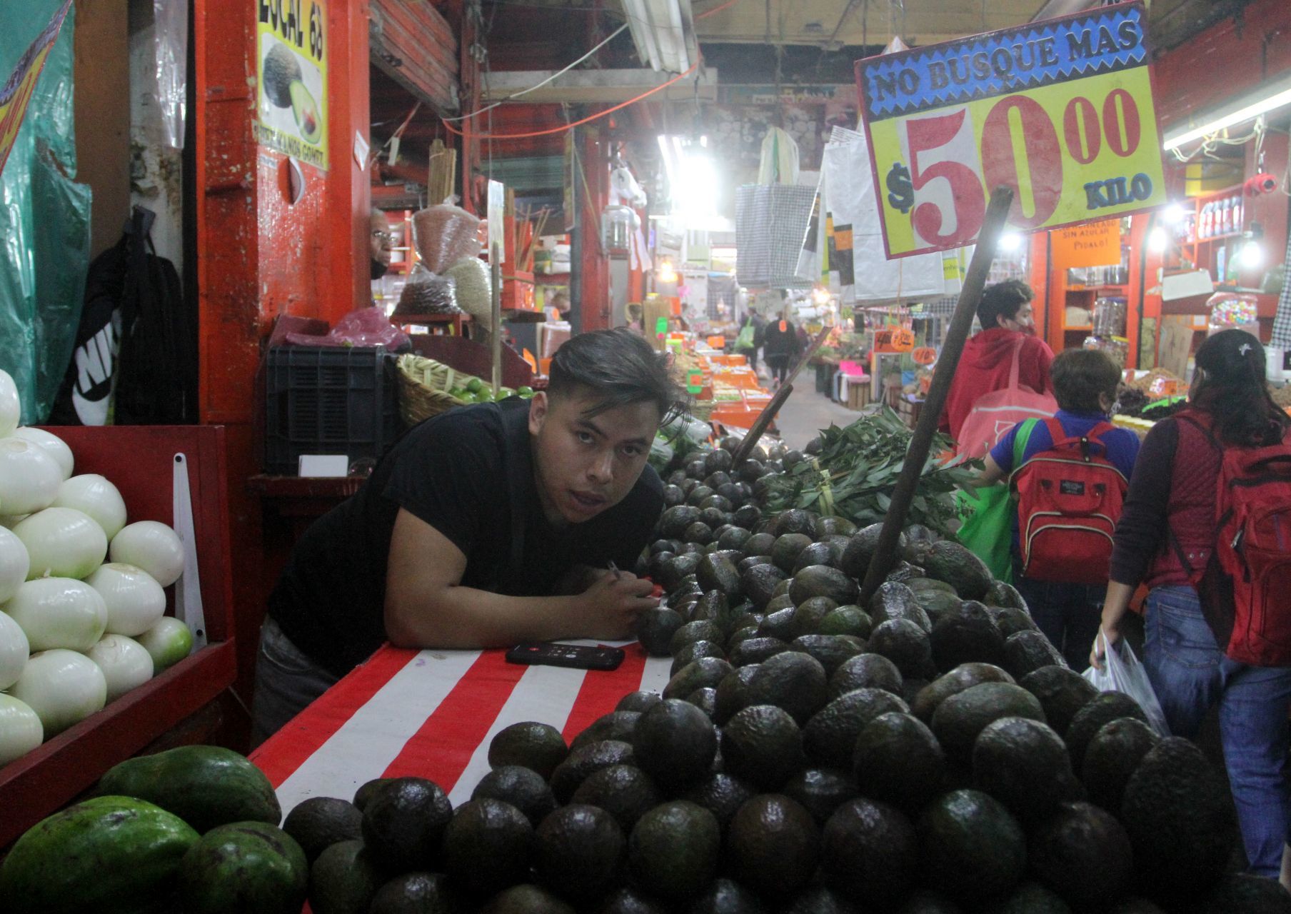 Banxico ve más riesgos para inflación en México