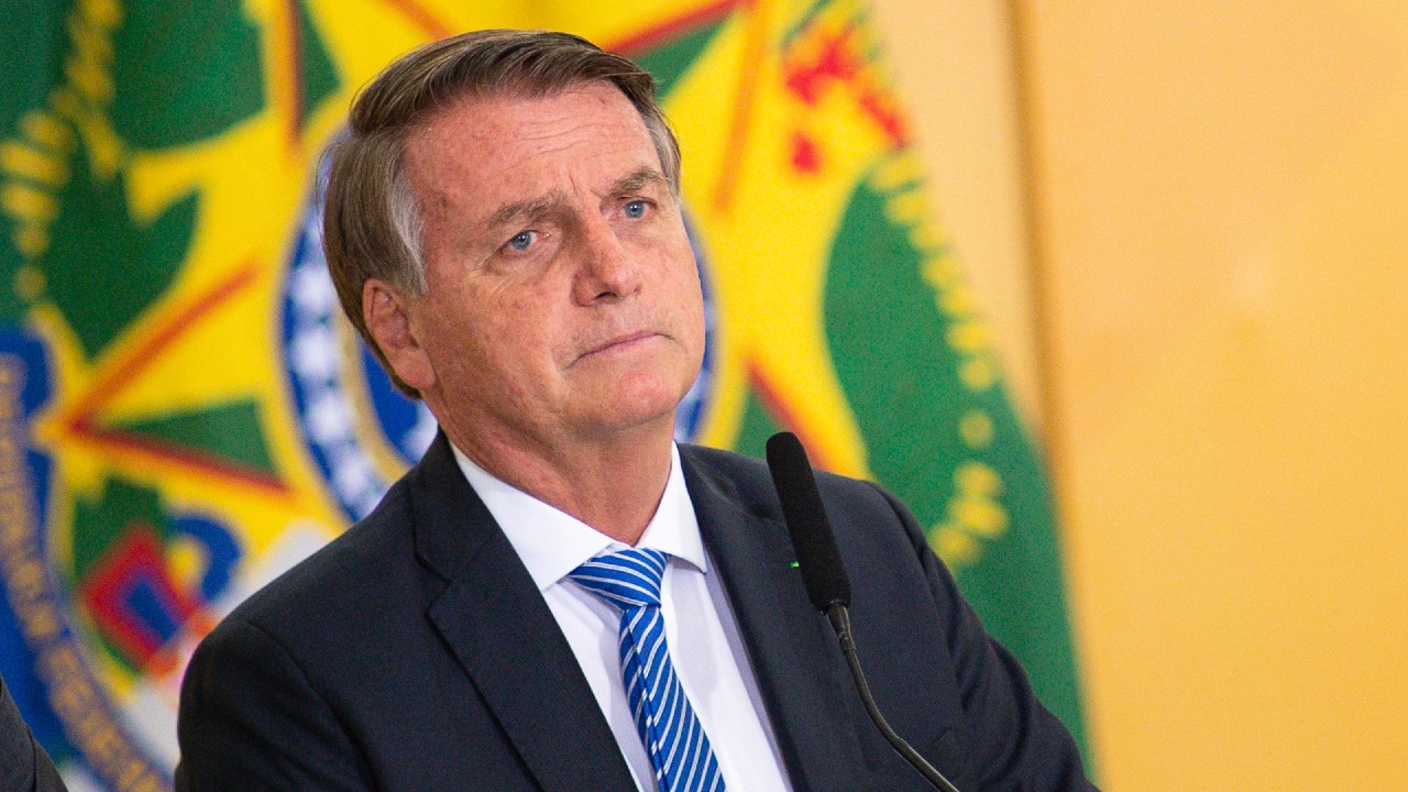 Jair Bolsonaro califica como provocación que Macron recibiera a Lula da Silva en Francia