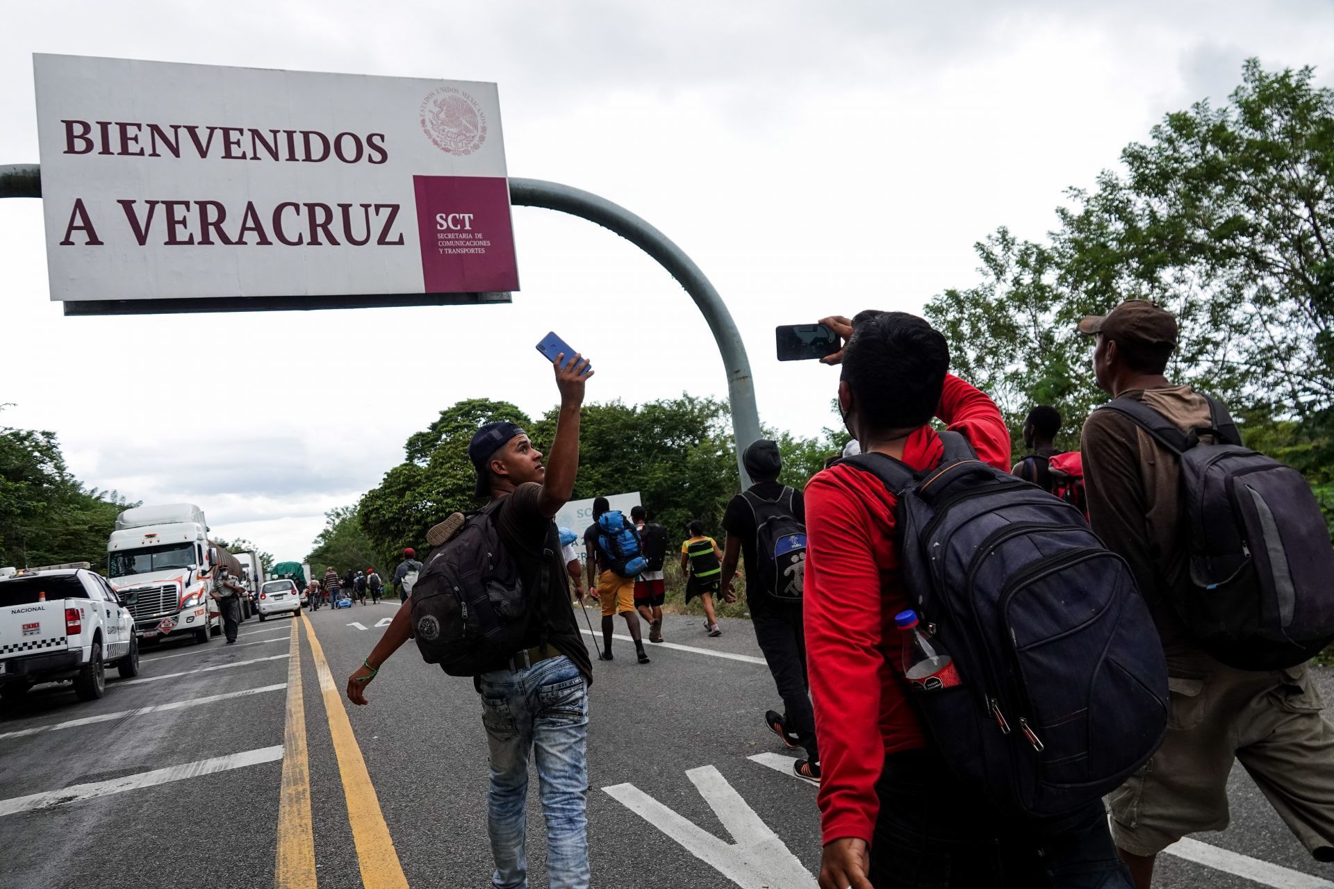 Caravana migrante llega reducida al estado de Veracruz