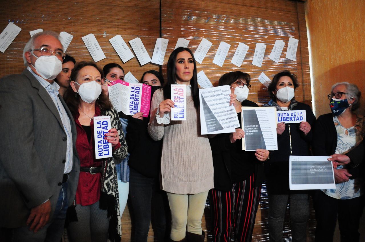 Mariana Moguel e integrantes de su familia, anunciaron una serie de movilizaciones para exigir la libertar de Rosario Robles (Cuartoscuro)
