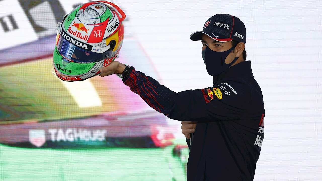'Checo' Pérez termina primero en la última práctica de Gran Premio de México