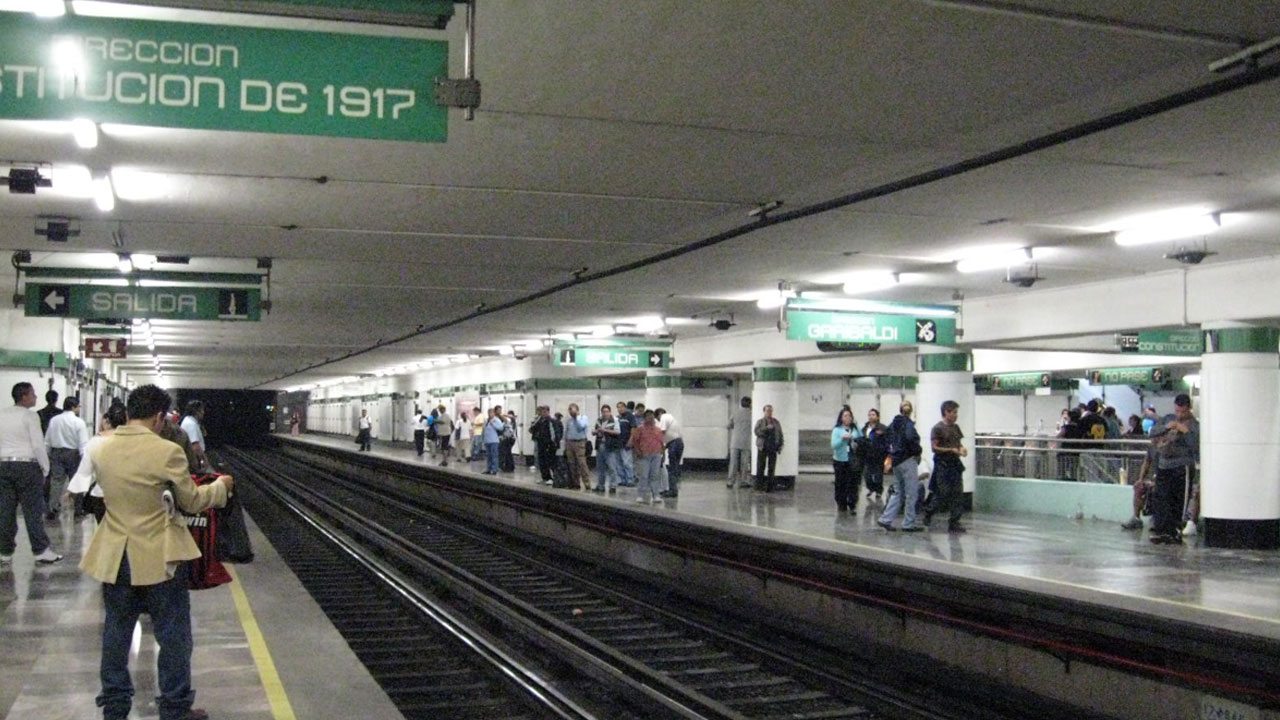 Líneas y estaciones conecta la Línea 8 del Metro CDMX