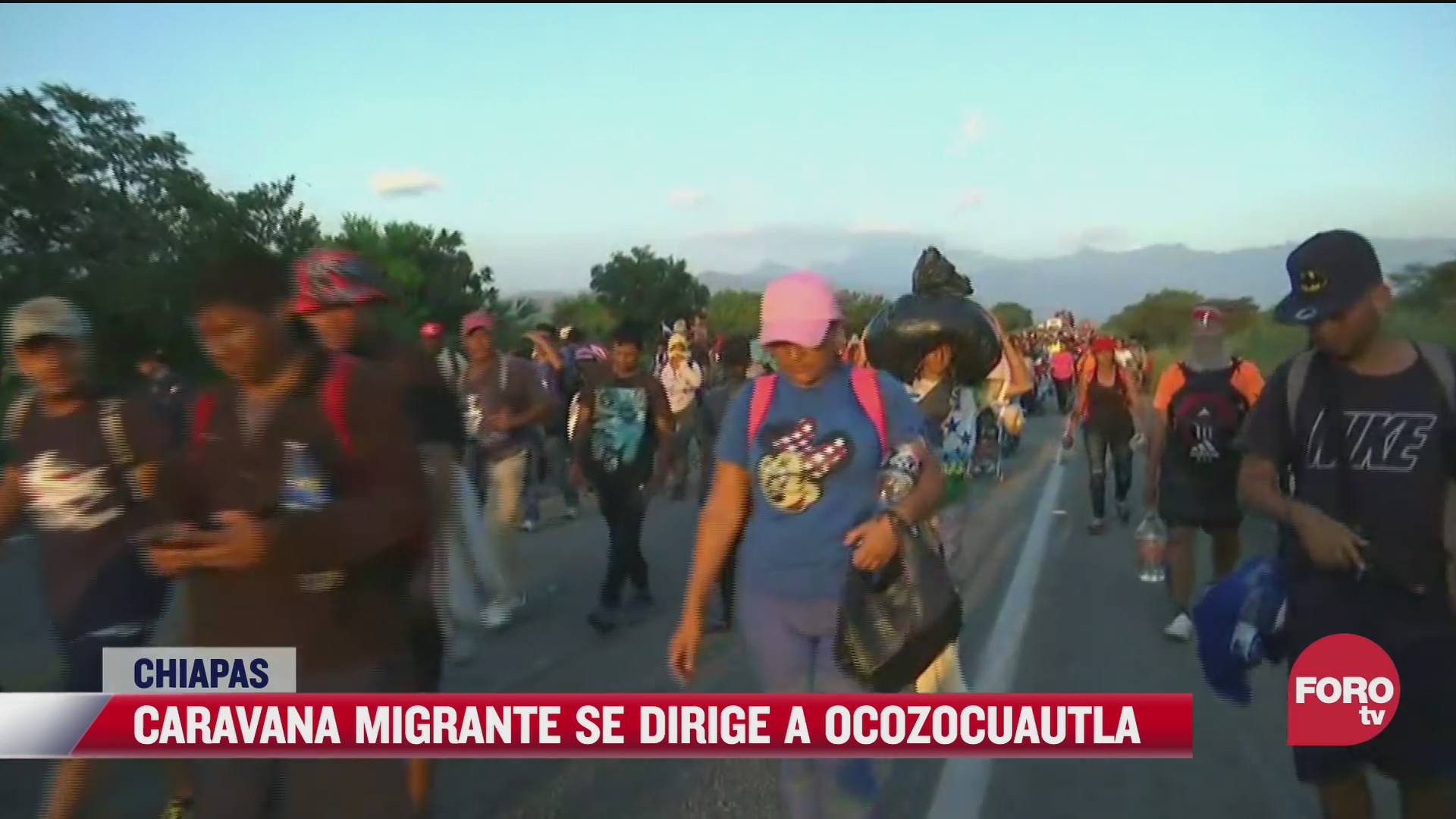 continua avanzando caravana migrante en chiapas