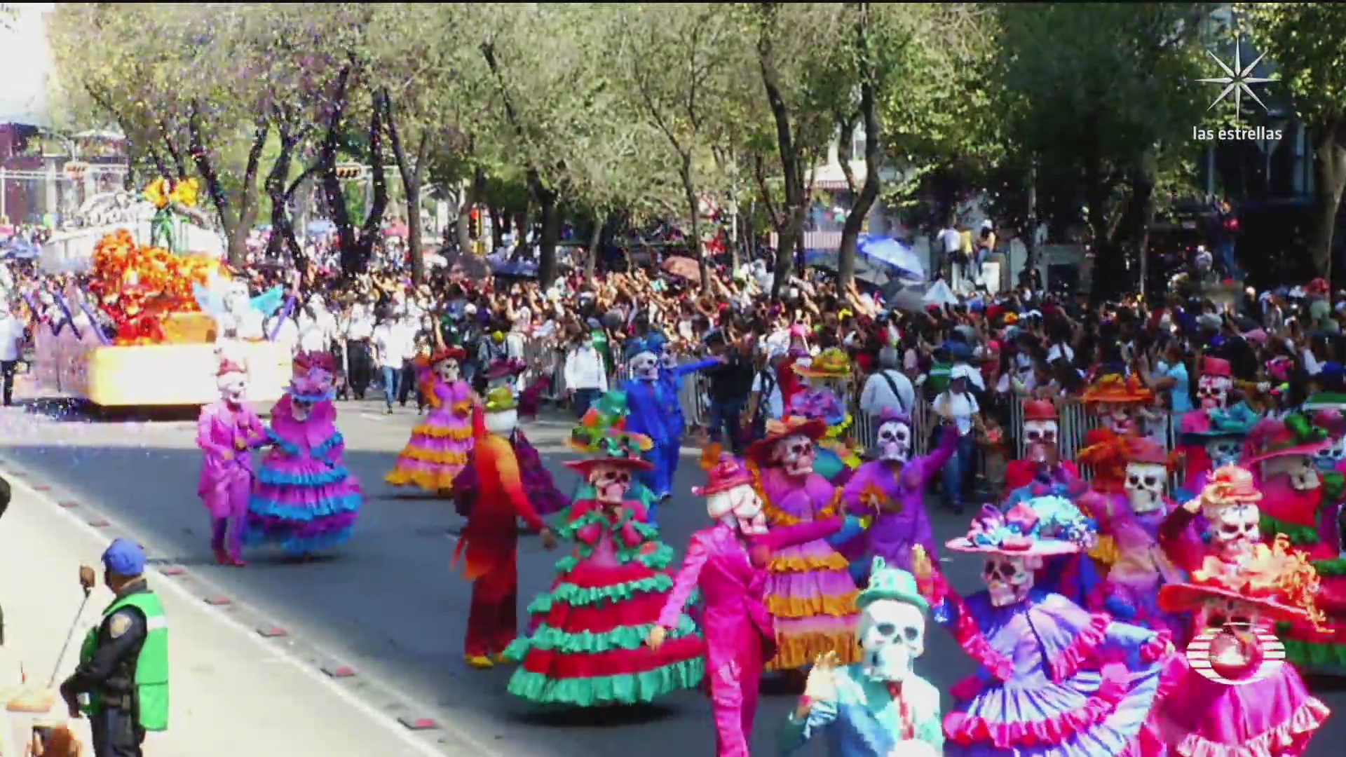 desfile de dia de muertos reune a mas de un millon en cdmx