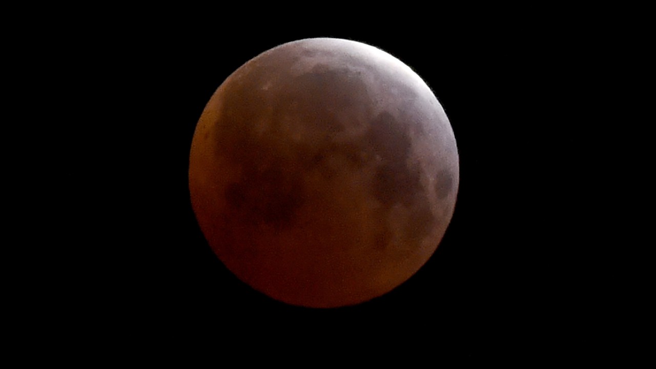 eclipse lunar, astronomía, luna, imagen ilustrativa