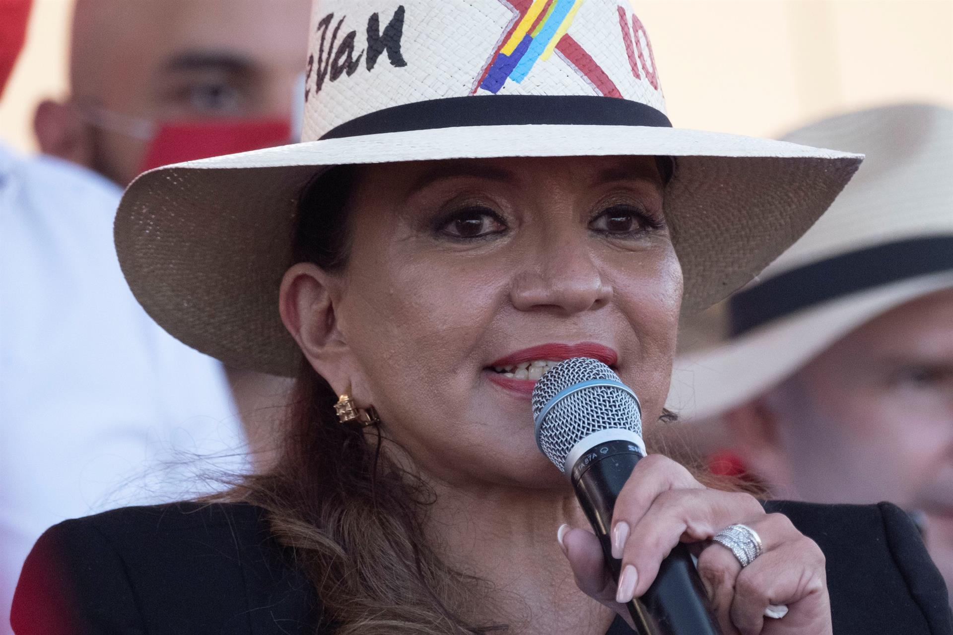 Xiomara Castro encabeza resultados de las elecciones presidenciales en Honduras