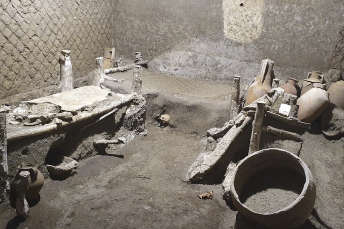 Arqueólogos descubren restos de una habitación de esclavos en Pompeya