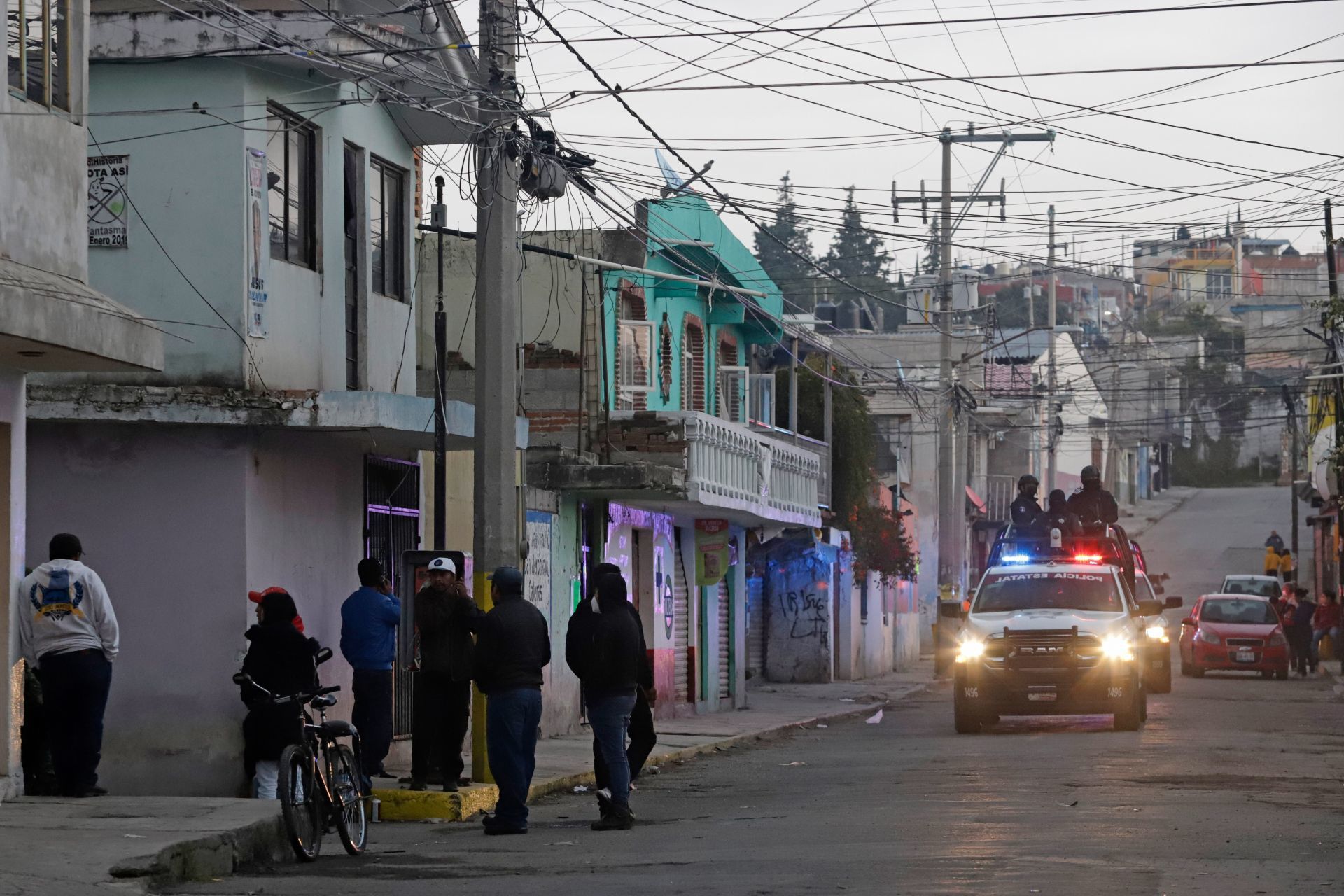 Explosión en ducto de Pemex deja un muerto, en Puebla