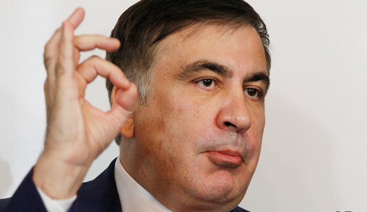 Georgia traslada al expresidente opositor Mijaíl Saakashvili a un hospital militar.