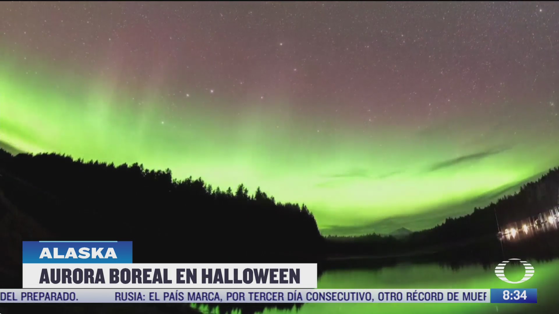 graban aurora boreal en noche de halloween en alaska