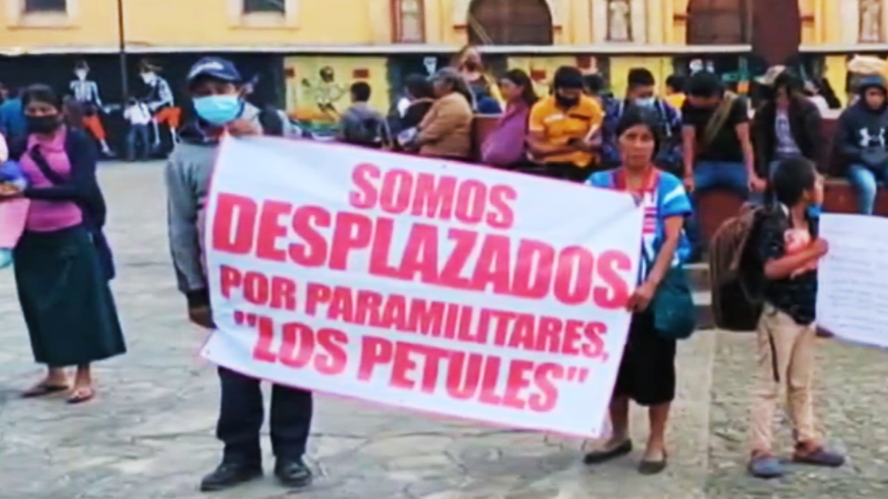 Grupo armado ’Los Petules’ expulsa a familias de Ocosingo por los 20 mdp de un ‘cachito ganador’ del avión presidencial