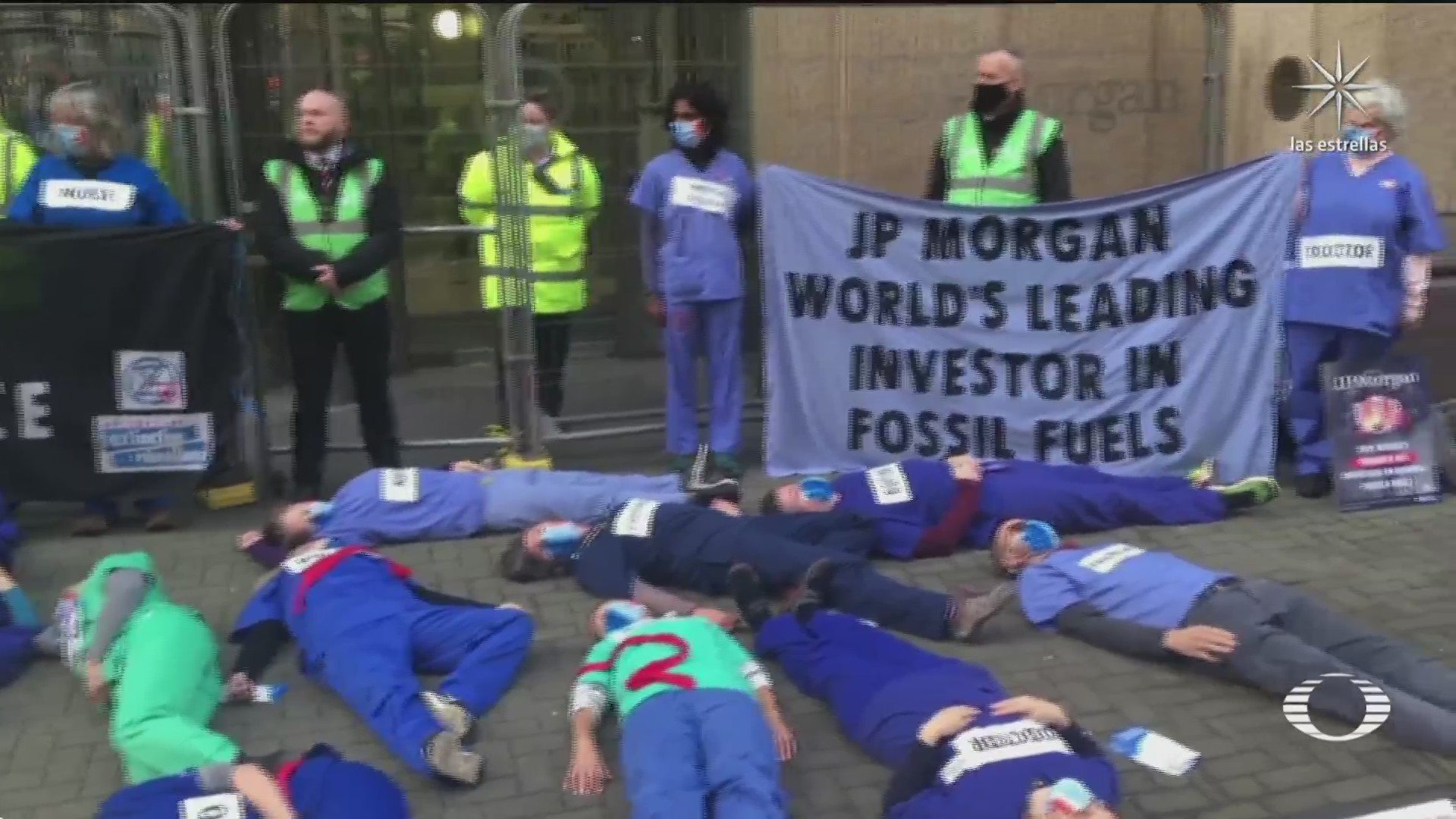 miles de activistas protestan en glasgow escocia