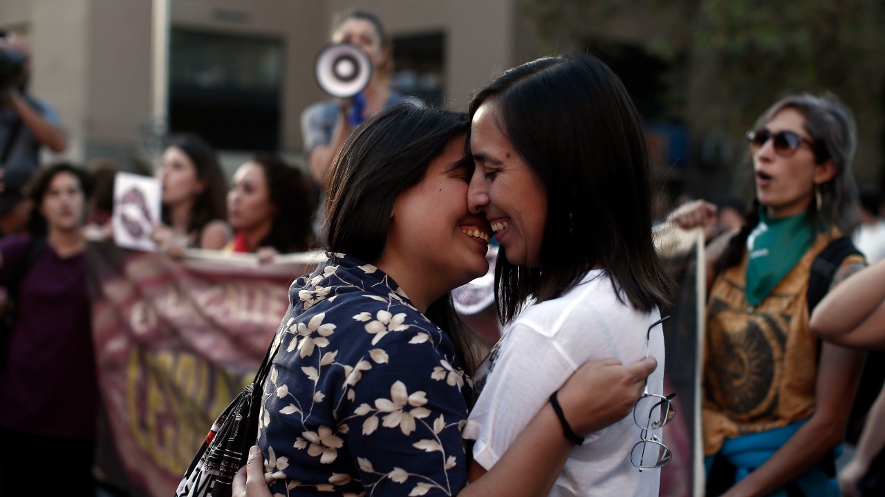 Diputados en Chile aprueban matrimonio igualitario