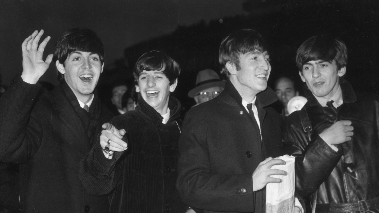 Presentan canción inédita de George Harrison y Ringo Starr, miembros de The Beatles