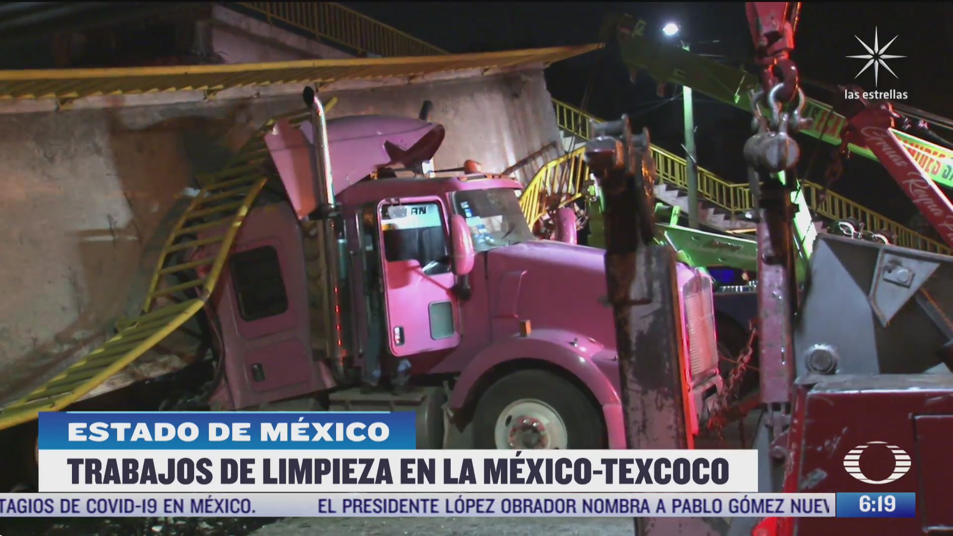 trabajos de limpieza para retirar puente que cayo en la mexico texcoco