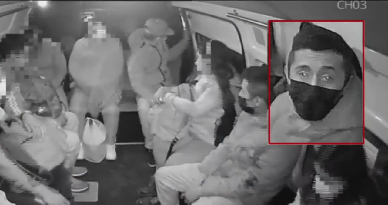 Video: Ladrones despojan a pasajeros de sus pertenencias en solo 20 segundos