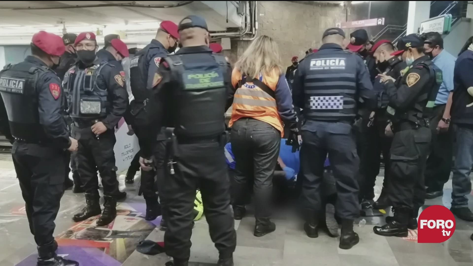 atienden a policia herido en metro san lazaro