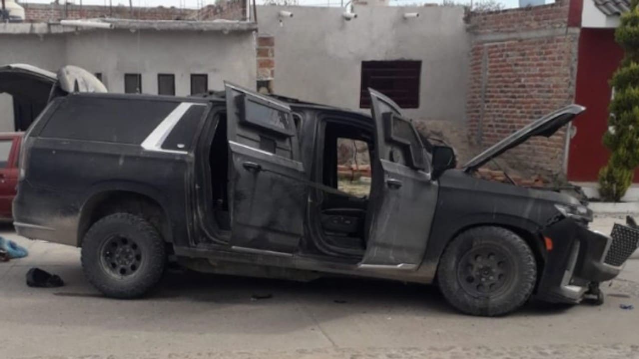 Vehículo tras enfrentamiento entre los límites Jalisco y Zacatecas (Twitter: @Pedro967506833)