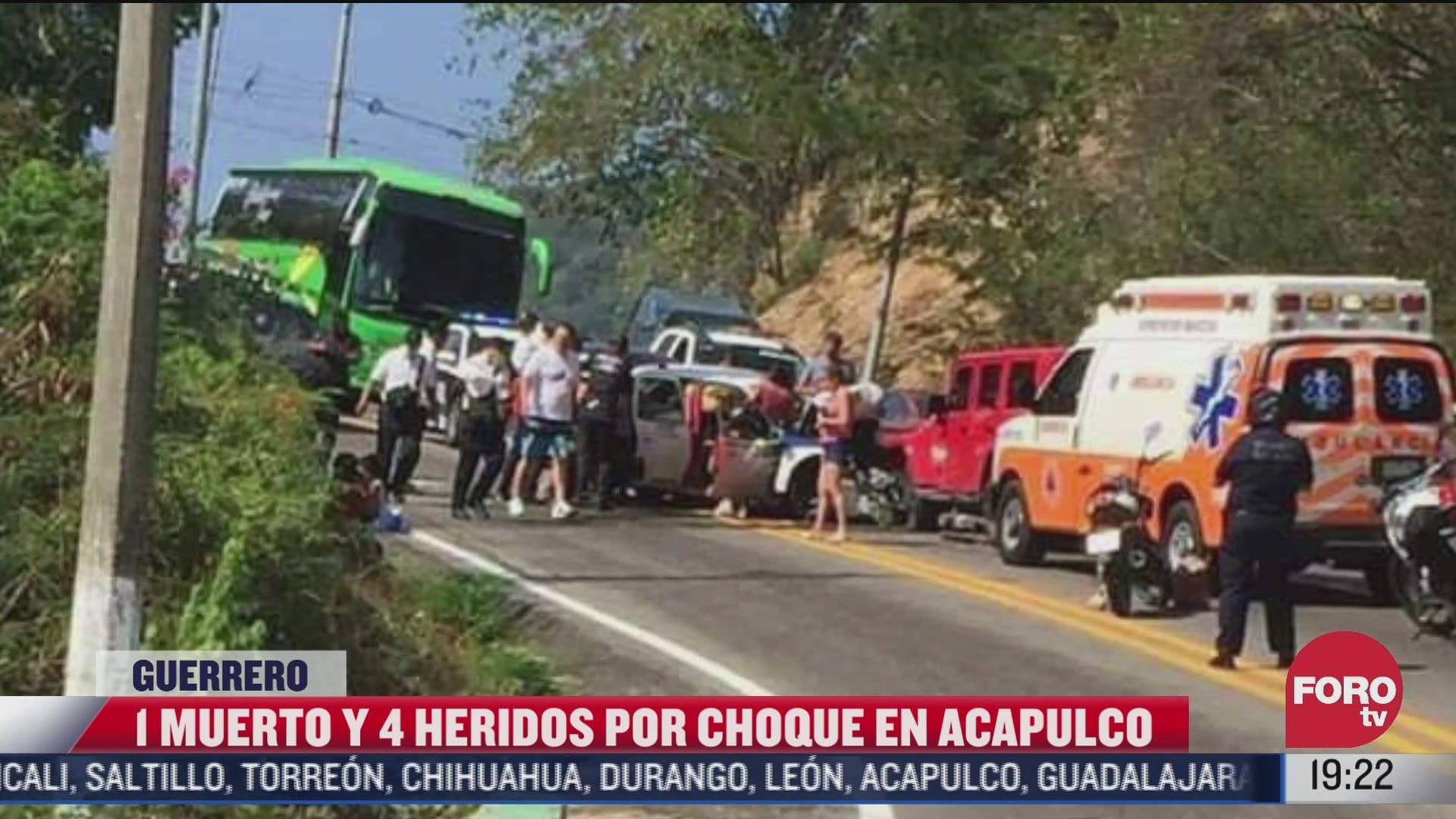 choque de taxi en acapulco deja un muerto y cuatro heridos