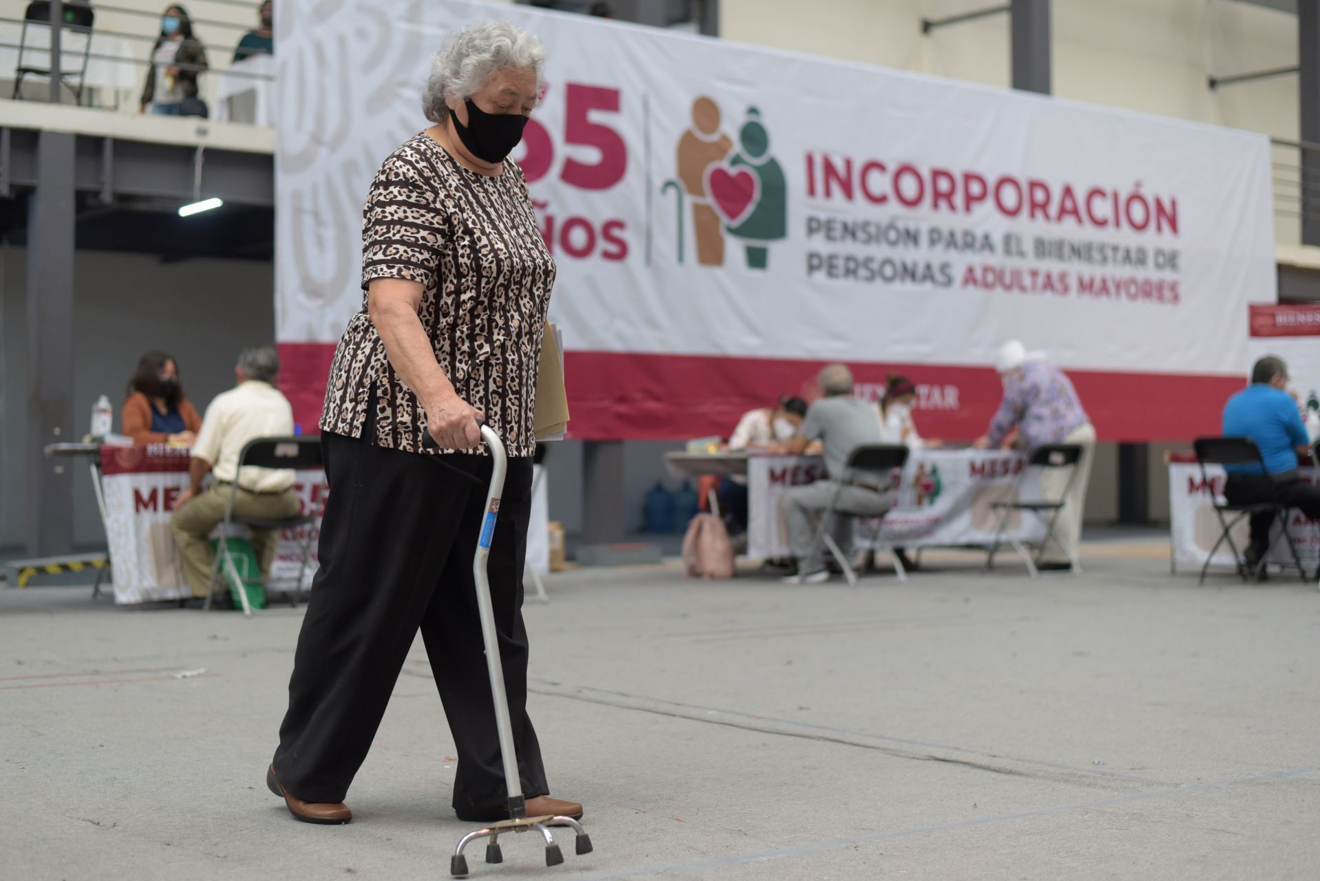 Nueve millones 311 mil 834 personas adultas mayores reciben una pensión de 3 mil 100 pesos bimestrales