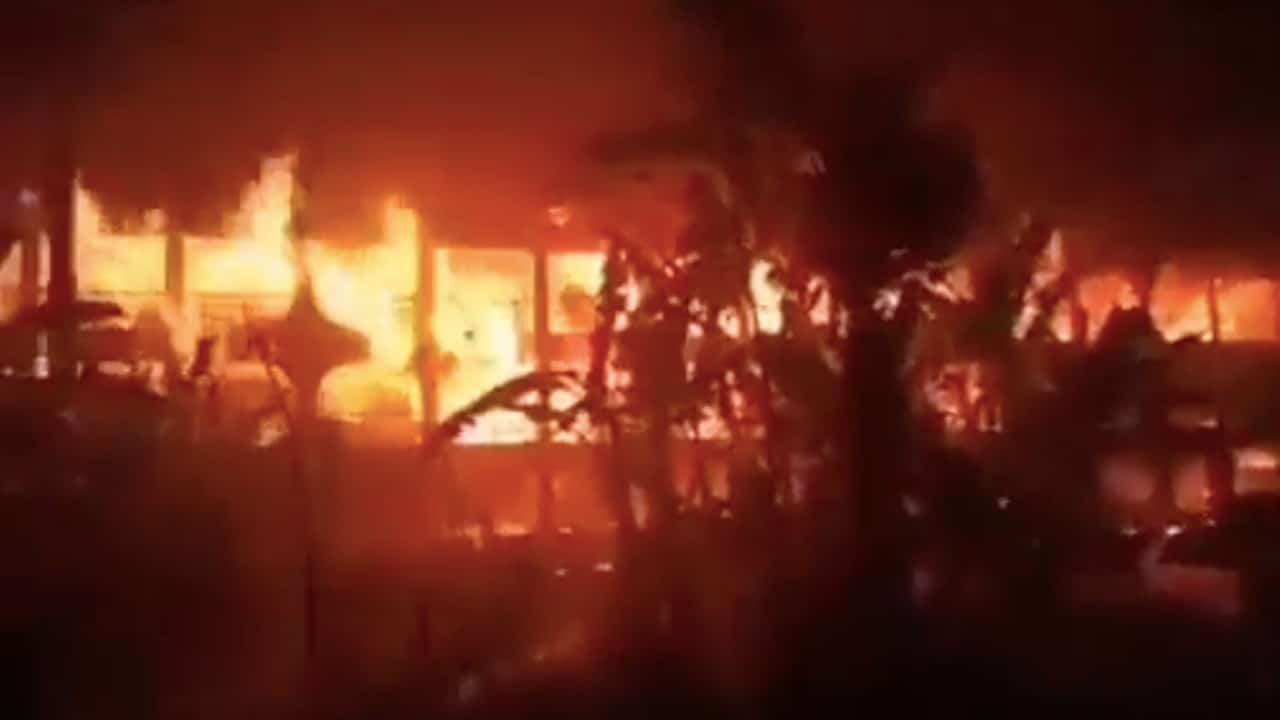 ¡Trágica Navidad! Incendio de una embarcación deja al menos 32 fallecidos