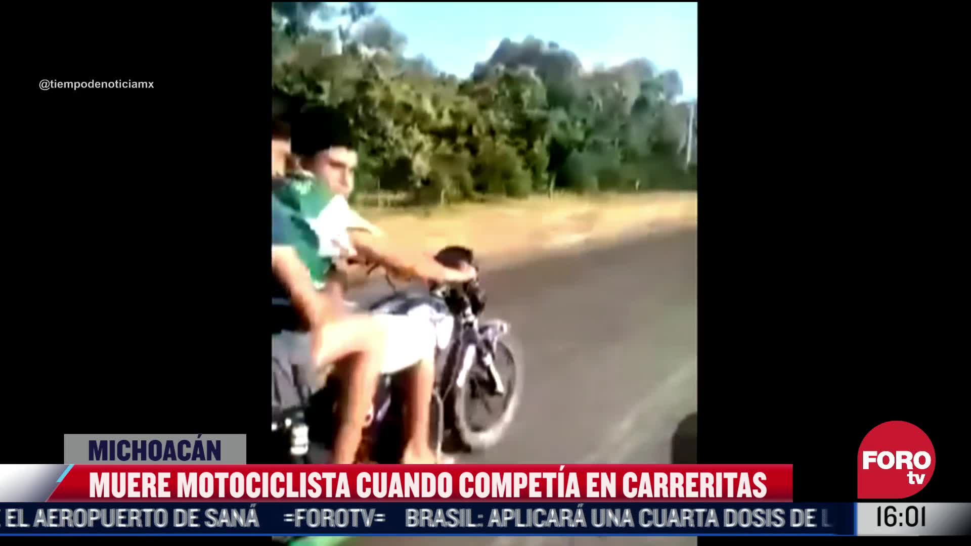 Muere motociclista tras chocar con camión por jugar carreras en Michoacán