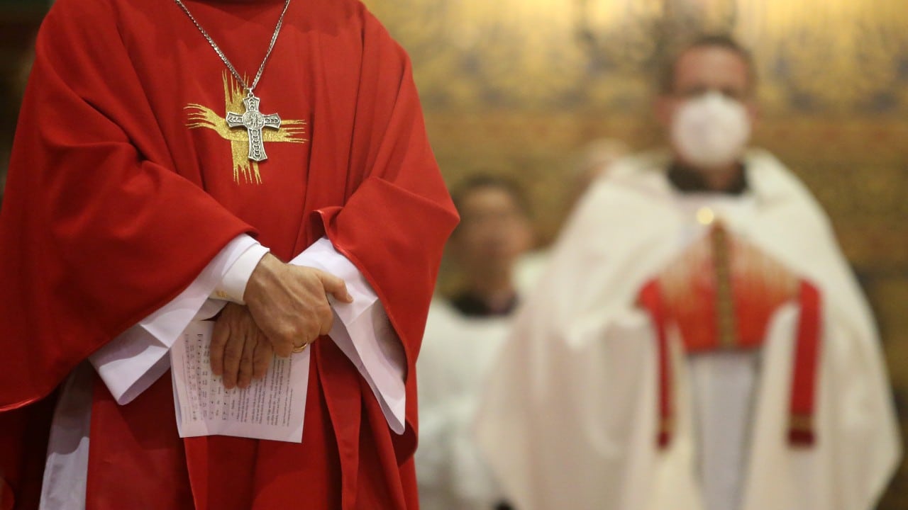 Iglesia Católica en España enfrenta importante investigación por abusos sexuales: diario El País