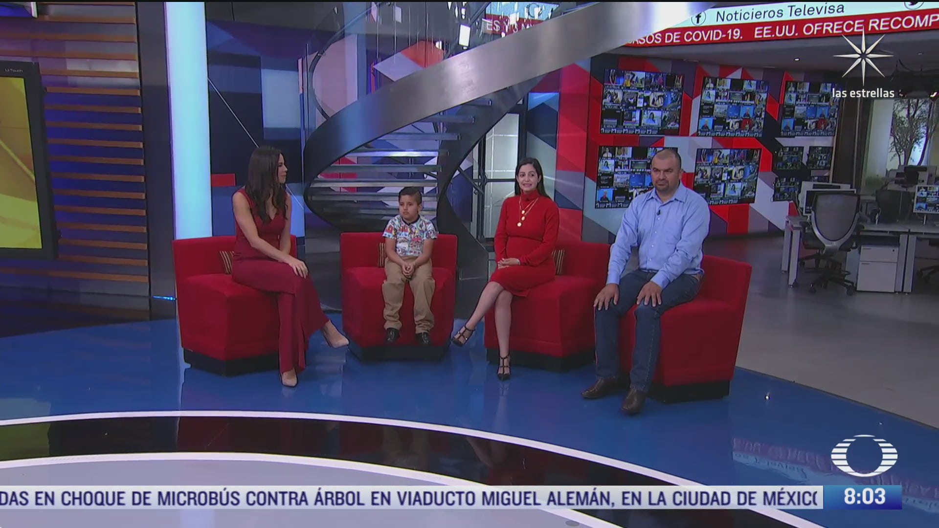 paola rojas entrevista a beneficiarios de escuela primaria de testerazo michoacan considerada modelo para el futuro
