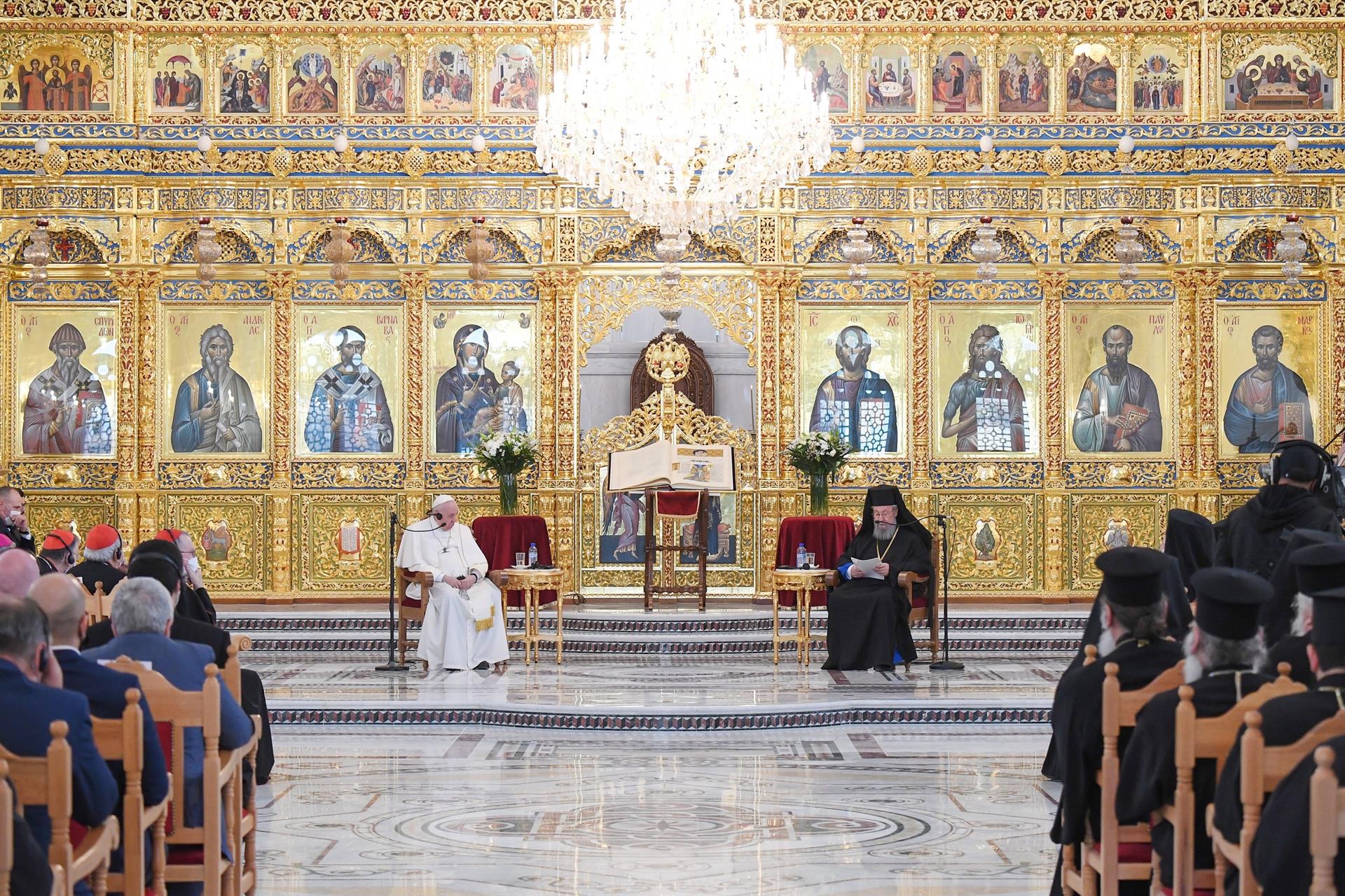 Papa Francisco lamenta hostilidad y prejuicios que han dividido a católicos y ortodoxos