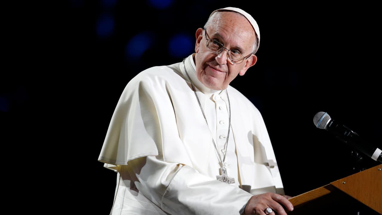 Papa Francisco considera un ‘problema casi satánico’ la violencia contra la mujer