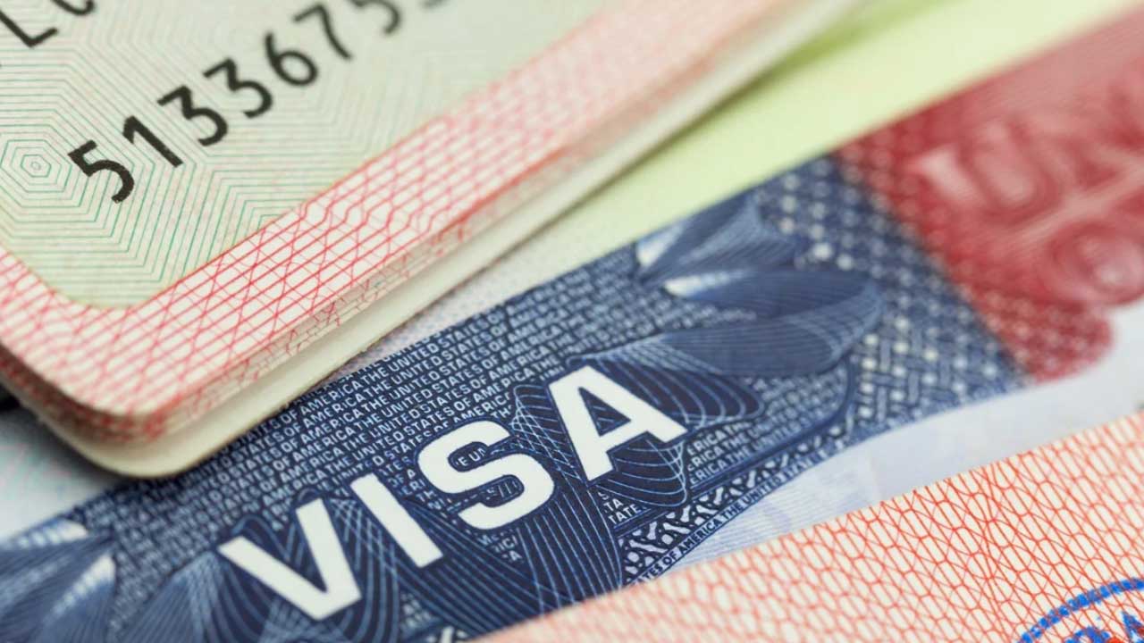 Tramitar visa americana trabajo sin entrevista 2022