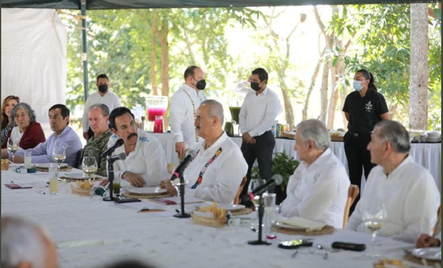 AMLO se reúne con gobernadores de todo el país en Tabasco