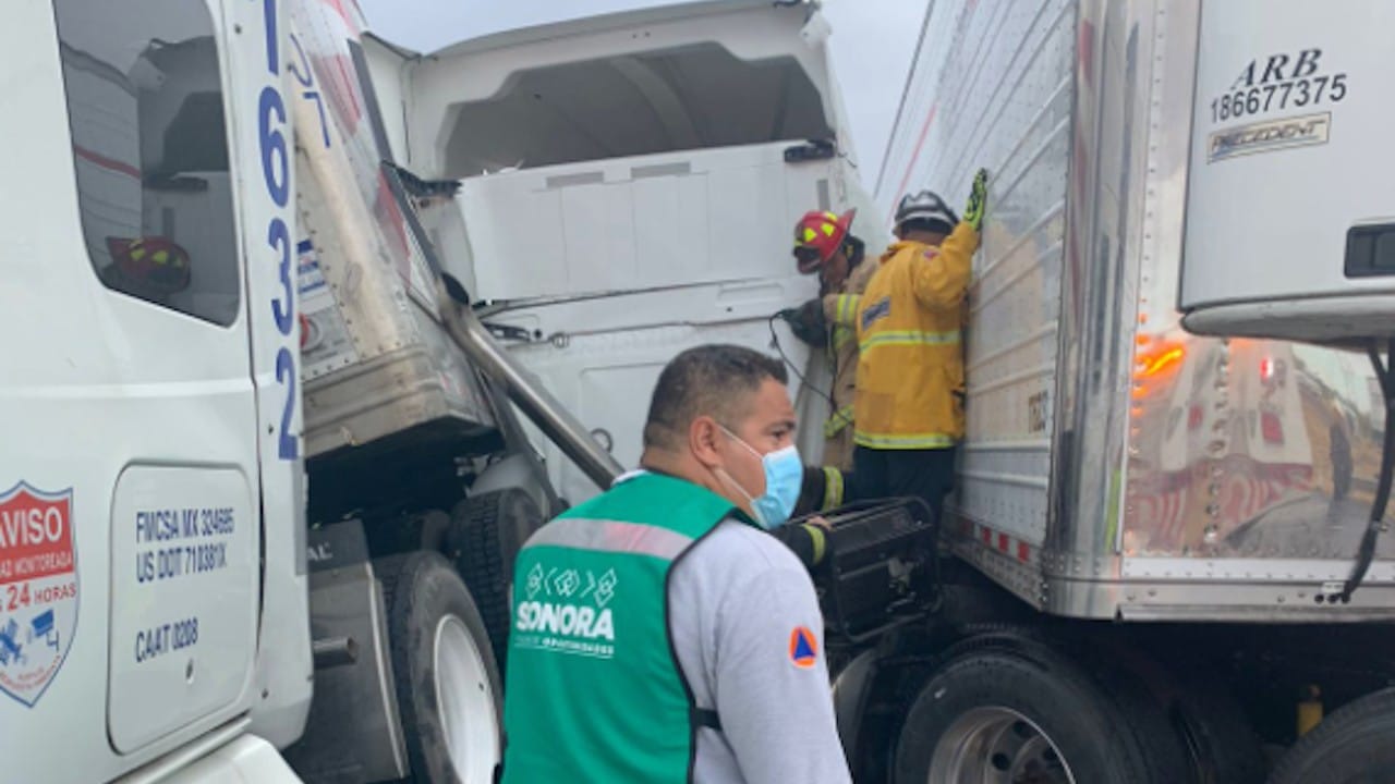 Autoridades atienden accidentes en carreteras de Sonora (Twitter: @cepcsonora)