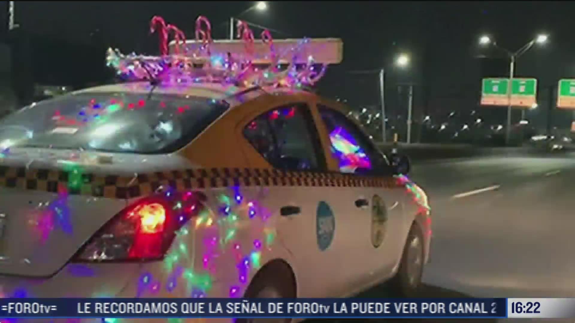 taxi de monterrey lleva el espiritu navideno a las calles